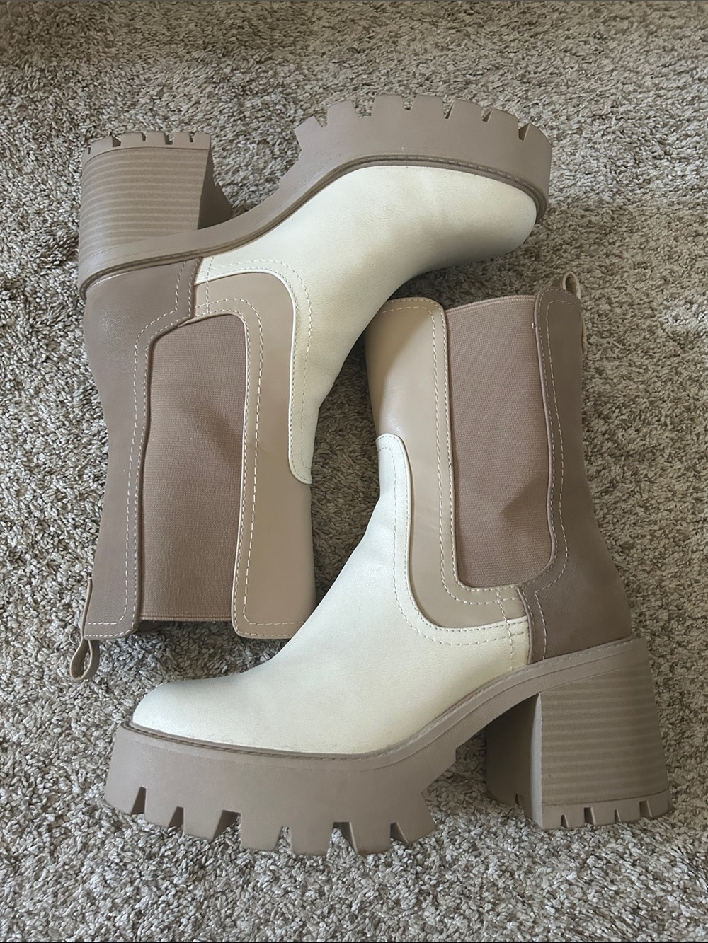 MIA Cream & Tan Platform Chelsea Boots - Women